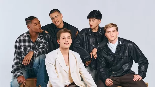 El peruano que hoy triunfa en la primera boyband latina de HYBE también tuvo un paso por la exitosa serie peruana. Foto: HYBE Latin America