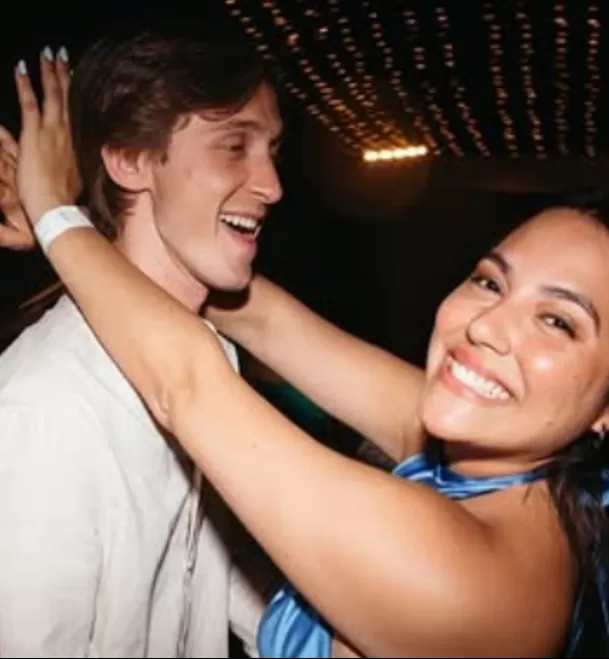 Sasha Kapsunov contrajo matrimonio civil con Jocelyne Galarreta tras 14 años de relación. Foto: Instagram