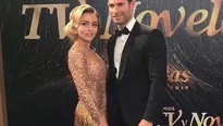 Sebastián Rulli dedica este mensaje a Angelique Boyer tras ponerse el vestido al revés