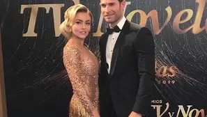 Sebastián Rulli dedica este mensaje a Angelique Boyer tras ponerse el vestido al revés