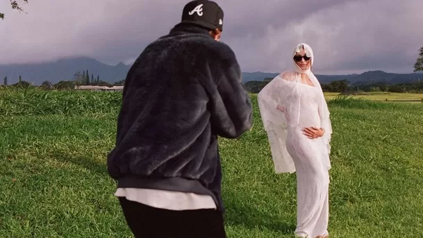 Justin Bieber y Hailey Bieber anunciaban así que esperaban un hijo. Fuente: Instagram Justin Bieber y Hailey Bieber anunciaban así que esperaban un hijo. Fuente: Instagram
