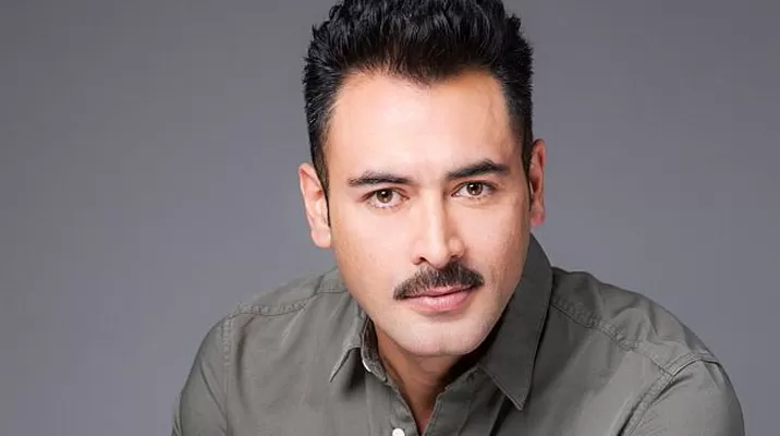 Ferrat, de 41 años, interpretó a Juan Antonio Marcado. Foto: Revista Mira Ferrat, de 41 años, interpretó a Juan Antonio Marcado. Foto: Revista Mira