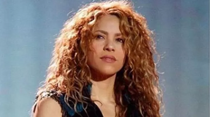 Shakira desata polémica por foto junto a mantarraya Shakira desata polémica por foto junto a mantarraya