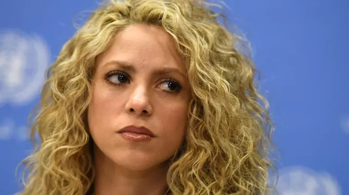 Shakira aplazó definitivamente su gira El Dorado World Tour hasta el 2018 Shakira aplazó definitivamente su gira El Dorado World Tour hasta el 2018