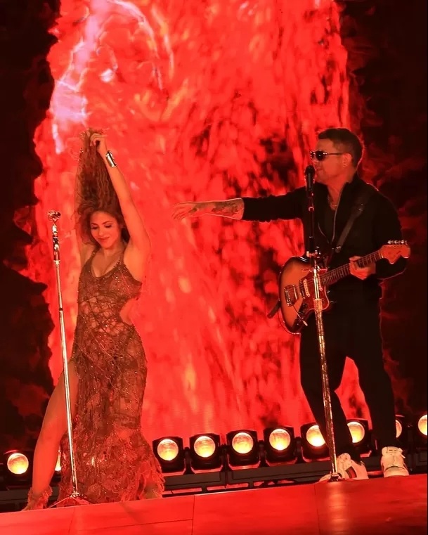 Shakira y Alejandro Sanz revivieron sus mejores épocas en el escenario / Instagram