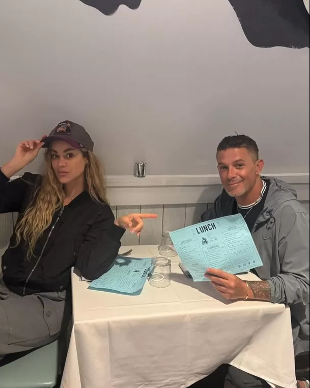 Alejandro Sanz llegó al show de Shakira con su pareja, la actriz valenciana Candela Márquez / Instagram