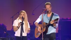 Shakira y Chris Martin realizaron espectacular dueto al ritmo de 'Me enamoré'