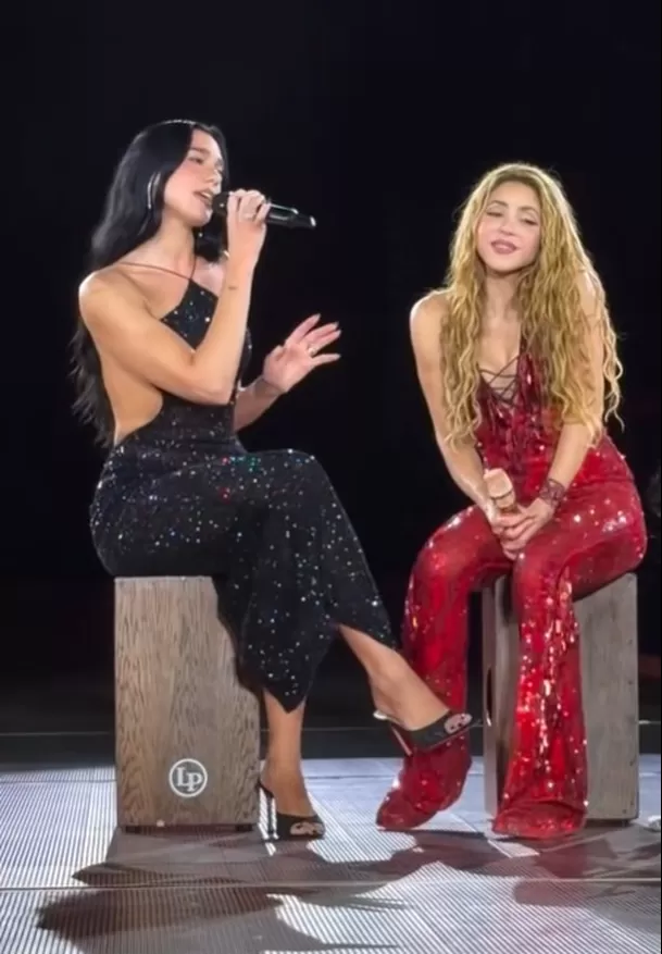Shakira sorprendió al público de Madrid al invitar a Dua Lipa a su concierto y cantar juntas uno de los grandes éxitos de la colombiana/Tik Tok:@ agendagla Shakira sorprendió al público de Madrid al invitar a Dua Lipa a su concierto y cantar juntas uno de los grandes éxitos de la colombiana/Tik Tok:@ agendagla