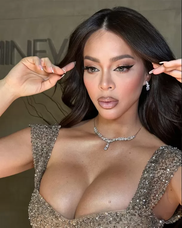 Sheyla Rojas se arrepiente de hacerse ‘retoque’ en el rostro / Instagram/TikTok