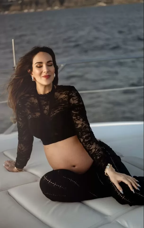 Silvia Cornejo dio a luz y recibió a su segundo bebé/Foto:IG@silviacornejo87 Silvia Cornejo dio a luz y recibió a su segundo bebé/Foto:IG@silviacornejo87