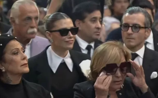 Alejandra Guzmán, Michelle Salas y Sylvia Pasquel en el homenaje a Silvia Pinal en Bellas Artes / Las Estrellas 