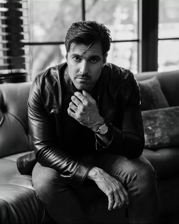 El actor Osvaldo de León contó cómo fue que se salvó del terrible ataque al equipo de producción de ‘Sin senos sí hay paraíso’ el último fin de semana en Bogotá, Colombia / Instagram