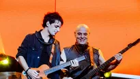 Miles de personas revivieron los emblemáticos temas de Soda Stereo en el Estadio Nacional