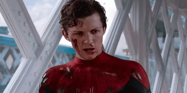 En esta ocasión, la caída Tom Holland fue lo suficientemente seria como para requerir hospitalización inmediata. Fuente: Marvel Studios.