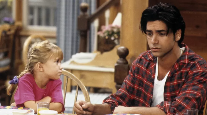 Tres por Tres: John Stamos será la estrella principal en nueva serie de TV Tres por Tres: John Stamos será la estrella principal en nueva serie de TV