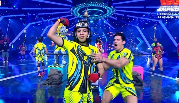 Valentino Palacios regresó al set de 'Esto es guerra'. Foto: América TV Valentino Palacios regresó al set de 'Esto es guerra'. Foto: América TV