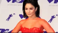 Vanessa Hudgens se cambió de look y canto tema de Taylor Swift