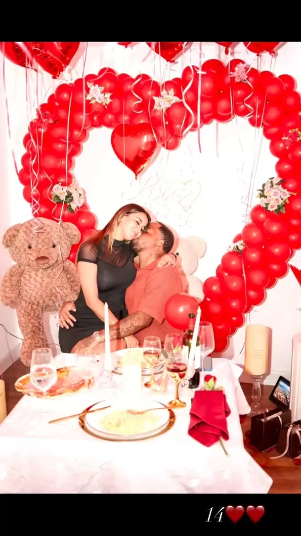 El 14 de febrero, Jefferson Farfán se le declaró a Xiomy Kanashiro / Instagram