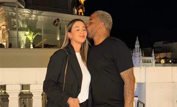 Xiomy Kanashiro reveló que la última sorpresa que le dio a Jefferson Farfán fue una torta identica a su mall KM40. Fuente: Instagram