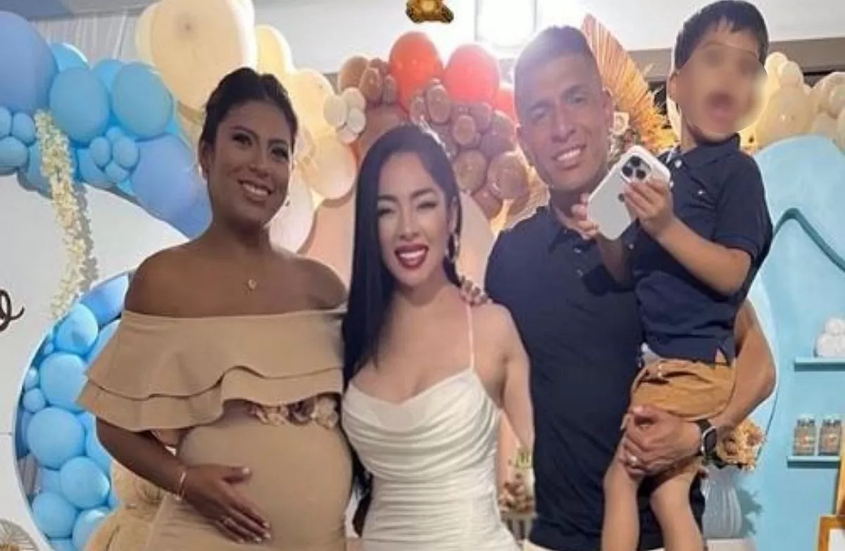 Rosa Fuentes y Paolo Hurtado se lucieron felices en el baby shower de su tercer hijo / Fuente: Instagram