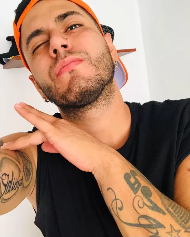 Bryan Torres dio de manotazos y pateó en la canilla a su pareja Samahara Lobatón durante una pelea que sostuvieron en la calle/Foto: Instagram Bryan Torres dio de manotazos y pateó en la canilla a su pareja Samahara Lobatón durante una pelea que sostuvieron en la calle/Foto: Instagram