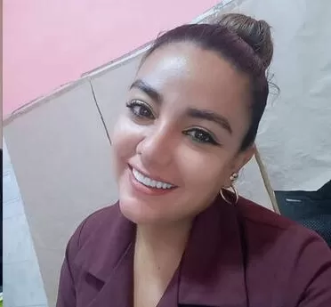 Yuliana Perea era Obstetríz y madre de dos hijos que quedan en la orfandad/ Foto: Facebook