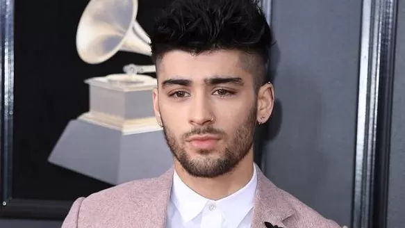 Zayn Malik regresó a la música con homenaje a Jimmi Hendrix