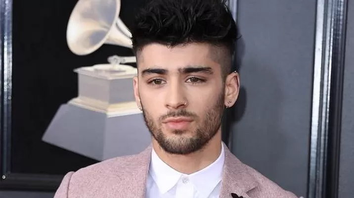 Zayn Malik regresó a la música con homenaje a Jimmi Hendrix Zayn Malik regresó a la música con homenaje a Jimmi Hendrix