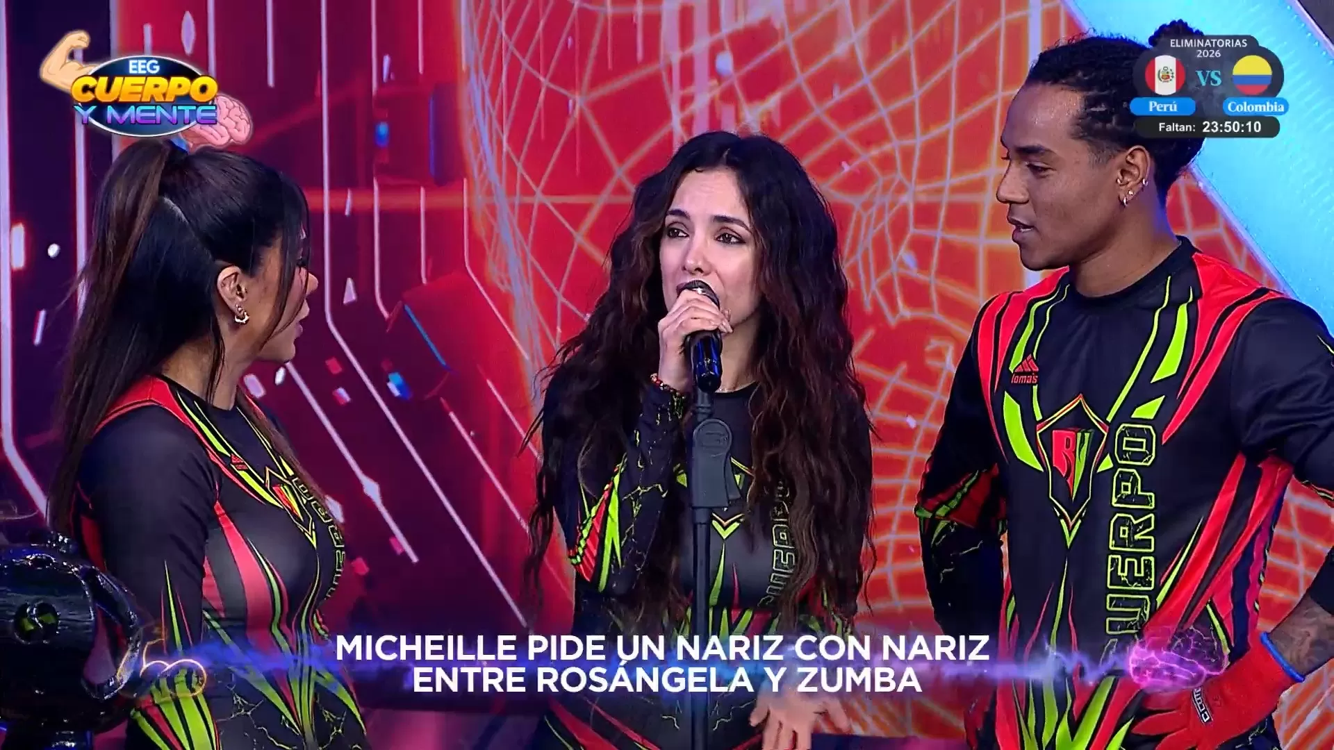 Zumba reveló que estuvo con Rosángela Espinoza, pero la combatiente lo desmintió. Fuente: AméricaTV