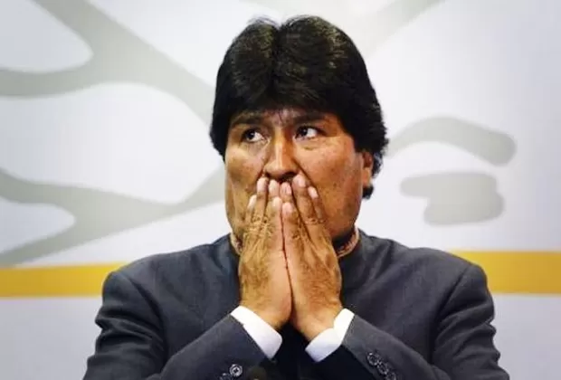 Evo Morales golpeó a dos militares en inauguración de estadio en El Alto