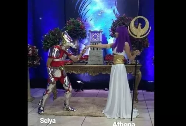 Facebook: Pareja se casa al estilo de ‘Los Caballeros del Zodiaco’ y se vuelve viral