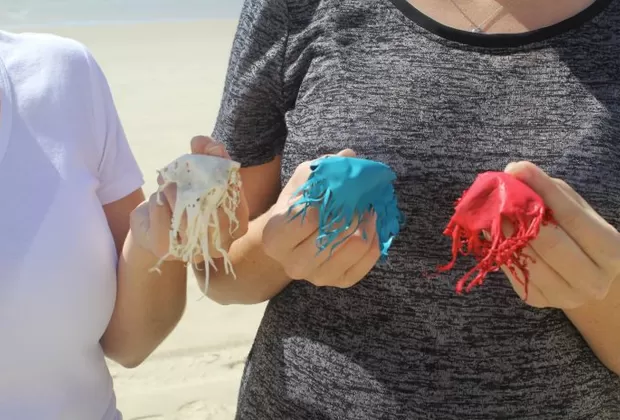cuánto contaminan los globos y qué soluciones hay
