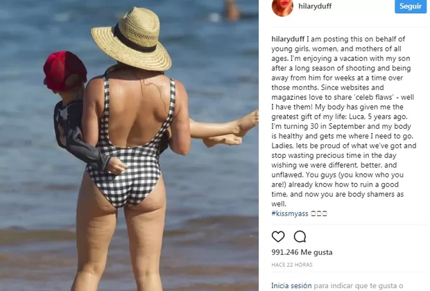 Hilary Duff se luce en traje de baño y da un mensaje de amor propio