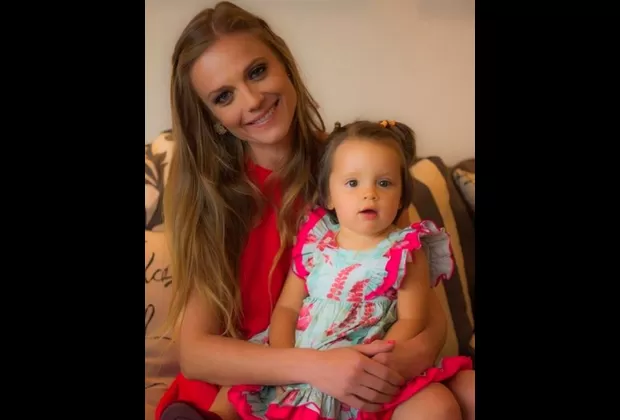 Instagram: Ana Layevska y Rodrigo Moreira disfrutan de sus vacaciones junto a su hija Masha