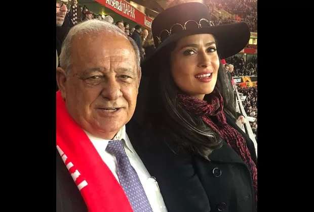 Instagram: Salma Hayek sorprende con esta foto junto a su papá