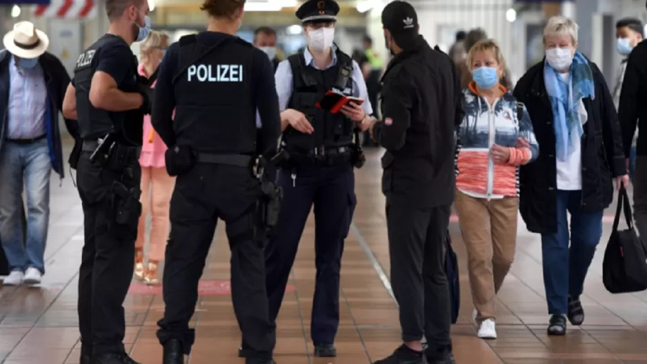 Alemania aumentará restricciones para frenar el COVID-19. Foto: AFP