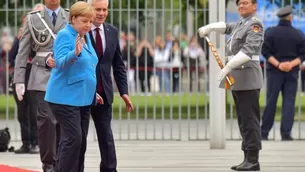 Angela Merkel sufrió temblores por tercera vez en menos de un mes. Foto: AFP