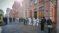 Argentina: detienen a hombre que intentó ingresar a la Casa Rosada con un arma. Foto: EFE