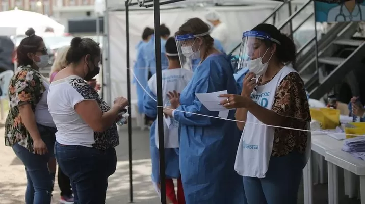 Argentina registra 120.982 nuevos casos y 189 muertes por la covid-19 / Foto: La Nación Argentina registra 120.982 nuevos casos y 189 muertes por la covid-19 / Foto: La Nación