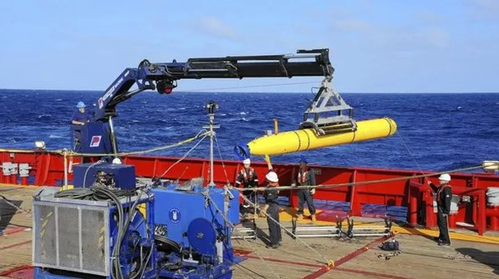 Autoridades de Malasia y Australia insisten en búsqueda de avión desaparecido en el Índico Autoridades de Malasia y Australia insisten en búsqueda de avión desaparecido en el Índico