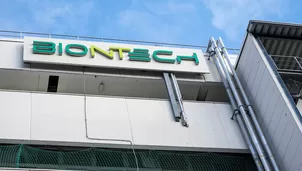 BioNTech afirma que patentes no son "el factor limitante" de la producción de vacunas contra COVID-19. Foto: AFP