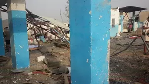 El hospital quedó parcialmente destruido. (Vía: AFP)