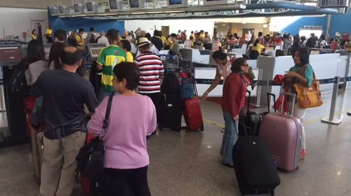 Brasil: huelga en aeropuertos perjudica a viajeros Brasil: huelga en aeropuertos perjudica a viajeros