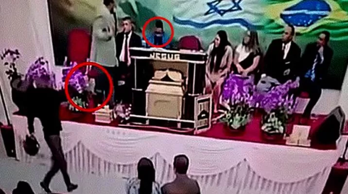 Brasil: un pastor evangélico fue baleado sujeto en pleno culto. (Foto: Captura) Brasil: un pastor evangélico fue baleado sujeto en pleno culto. (Foto: Captura)