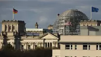 La vista desde la embajada de EE.UU al frente del edificio de parlamento en Berlín. (Foto: AFP)