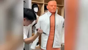 Prueba de una chaqueta antipuñaladas fabricada en China causa impacto en redes por su mensaje sobre seguridad. Video: Canal N
