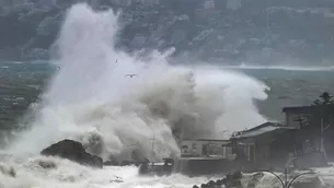 Olas en Chile. (Vía: Twitter)