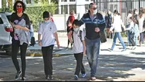 Chile inicia el año escolar con clases semipresenciales y miedo a que segunda ola del COVID-19 recrudezca. Foto: Agencia Uno referencial