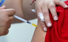 Chile inicia vacunación masiva de la cuarta dosis contra el COVID-19 en ola récord de contagios - Noticias de cuarta-ola