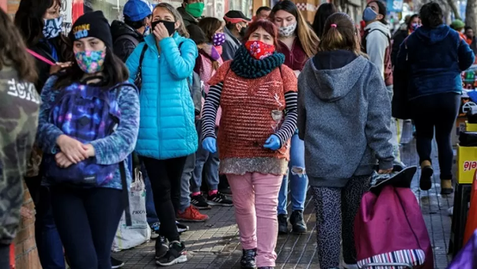 Chile bordea 180 000 casos de coronavirus y renueva por 90 días el estado de excepción. Foto: AFP